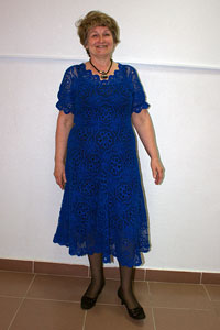 Вязаное платье Василек